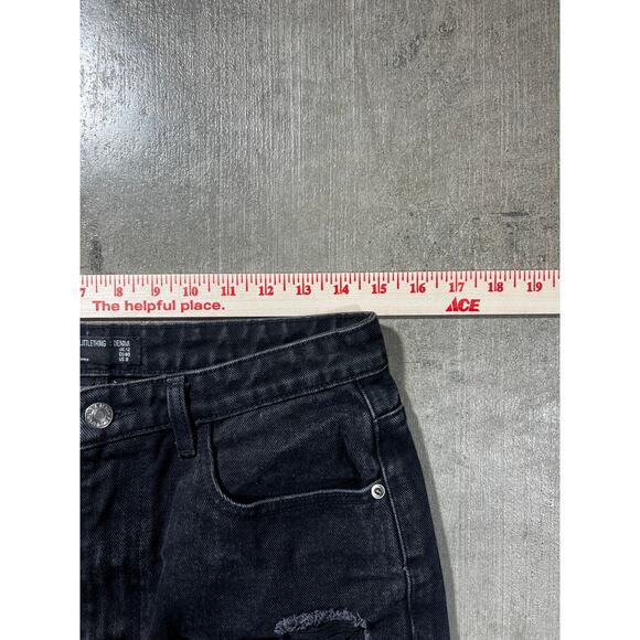 PrettyLittleThing Jeans Black Distressed Women’s Size 8 - Picture 5 of 6